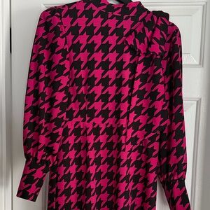 New York & Company Pink and Black Houndstooth Dress